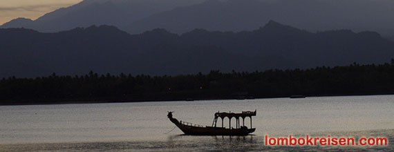 Lombok Sailing 5D/4N Lombok Sailing 5D/4N