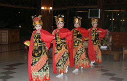 Gandrung Dance Culture - Banyuwangi Gandrung Dance Culture - Banyuwangi