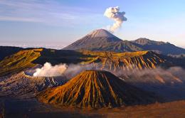 Mount Bromo Trekking 2D/1N