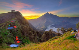 Rinjani Trekking 4 Days 3 Nights