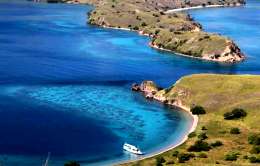 Komodo Sailing Trip 2D/1N